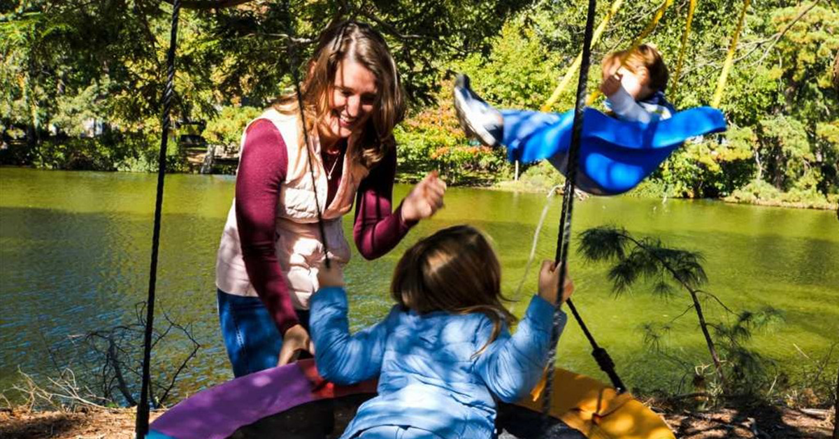 Moms Find Balance in Teleradiology
